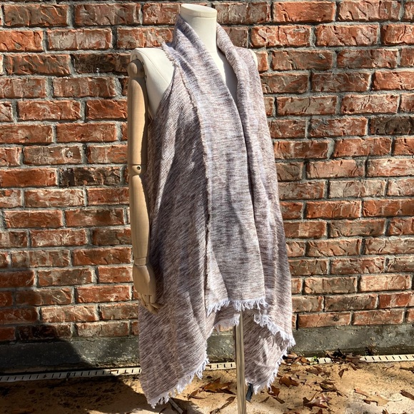 Express One Size Fits All beige cloth vest / OS / Excellent condition - Picture 5 of 14